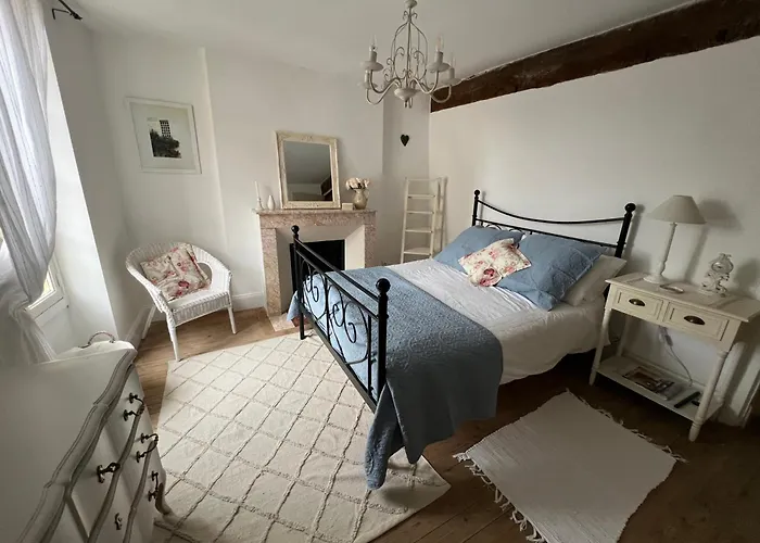 My Little French House مونفلاكين