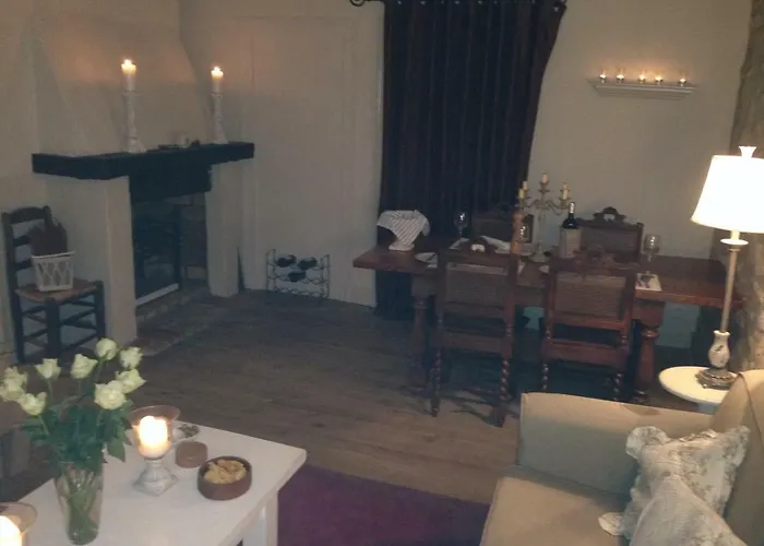 My Little French House * مونفلاكين